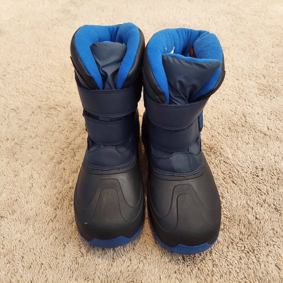 Cat & Jack Boots - size 5 - Picture 3 of 8